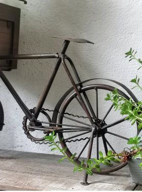 做旧铁艺工业风自行车摆件 复古风园艺脚踏车实木花盆架装饰品