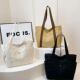 Canvas bag large capacity tote for work and outing, good-looking commuting, versatile literary and artistic new style student wear single shoulder bag