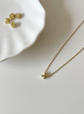 你的名字·金色字母项链可定制礼物高级感男女情侣款锁骨链