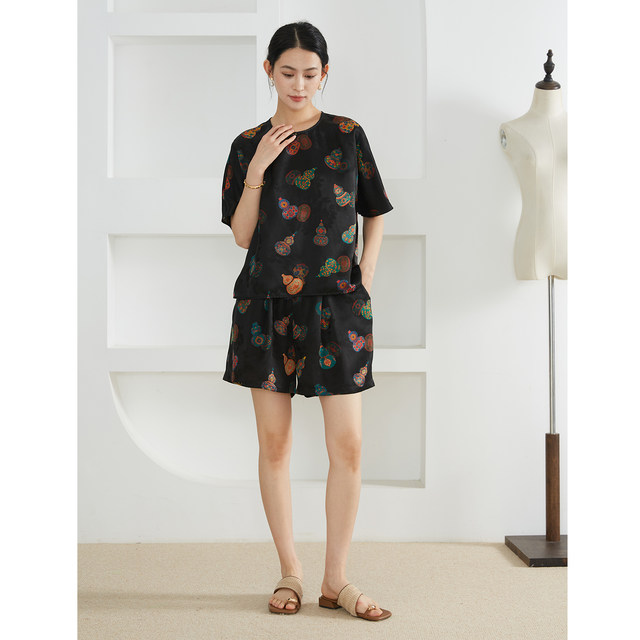 A trace of gourd fragrant cloud gauze flower rose red cloud gauze silk short-sleeved shorts suits women's 100% silk mulberry silk set two-pieces
