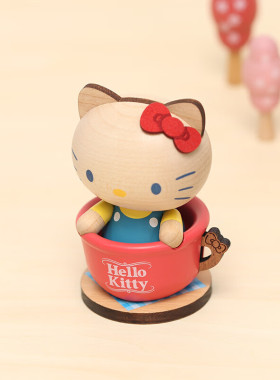 森活木趣摇头娃KT凯蒂猫桌面汽车弹簧摆件卡通送女孩朋友生日礼物