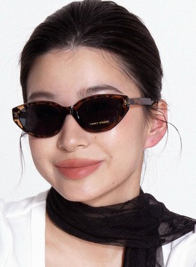 适合方圆脸！时髦姐感猫眼墨镜