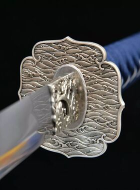 龙泉刀剑26寸鎏银装T10钢烧刃