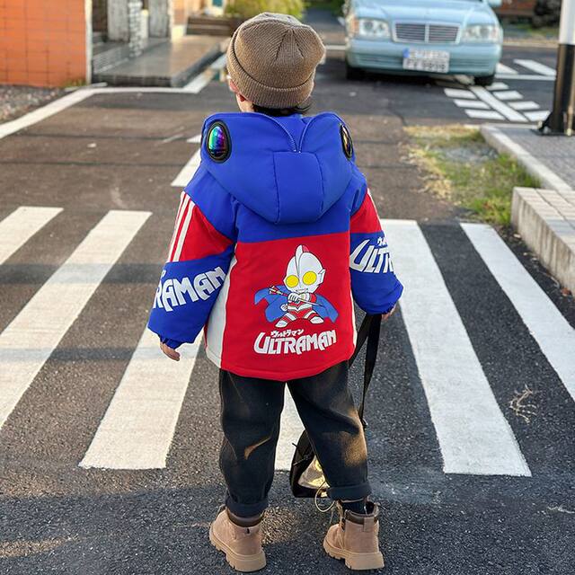 Ultraman Boys Down Jacket Three-in-One Jacket 2026 New Children's 90 Velvet Liner Removable Jacket Trendy