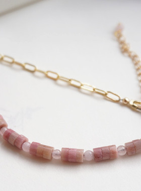 花月吟 天然红纹石粉水晶手链白领学生女款小众轻奢风