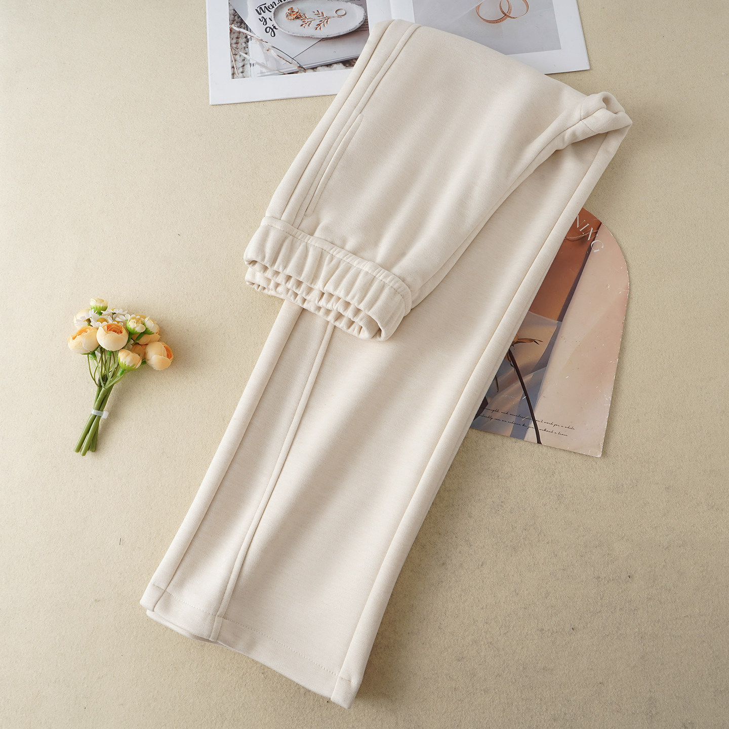 高级感羊毛呢弯刀裤女秋冬季新款宽松高腰显瘦垂感加绒阔腿休闲裤 - 图3