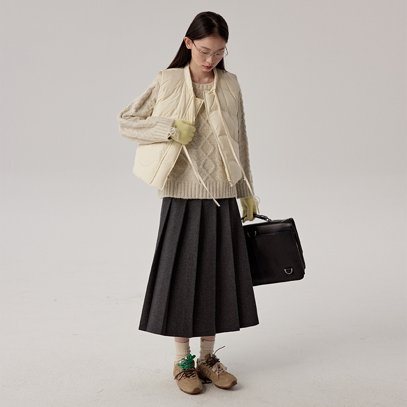 omont蛋挞家 90白鸭绒蕾丝系带羽绒马甲女冬季叠穿保暖厚外套 - 图1