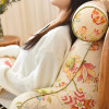 Yangchun Town has moderate softness and hardness, and a comfortable feel
