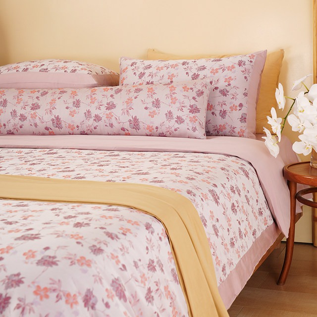 Yangchun Town retro bed four-piece set four-season universal bed sheets and quilt cover wedding bedding light luxury high-end customization