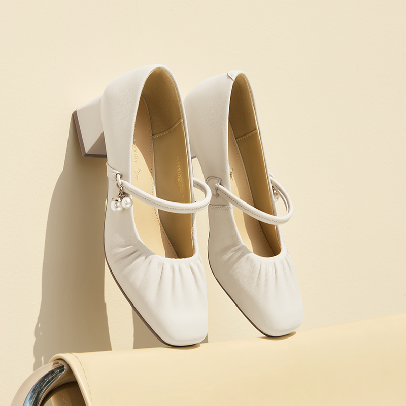 红蜻蜓玛丽珍鞋春秋新款女鞋粗跟羊皮通勤单鞋法式气质中跟小皮鞋 - 图1