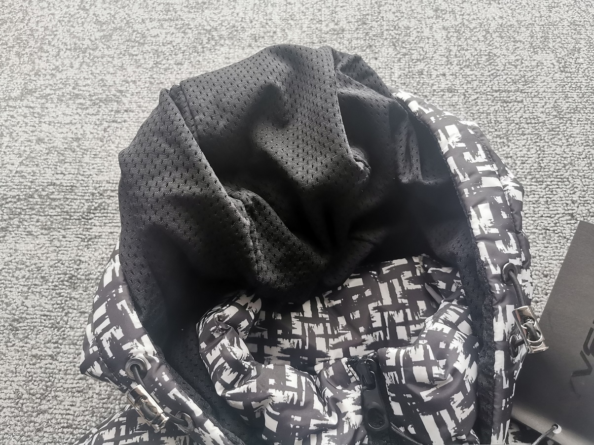 运动款女装羽绒服冬季运动服保暖防风休闲拉链外套连帽宽松上衣 - 图0