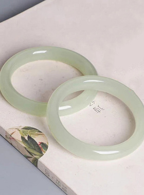 天然和田玉青白玉手镯女款