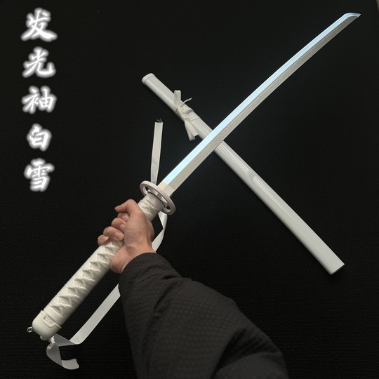 Led wiederaufladbare Shinigami Skylock Zangetsu leuchtende Version Ärmel weißer Schnee Hakenkreuzlösung Zanpakutō Holzschwert rotierendes Messer Blume schwarzer Streamer