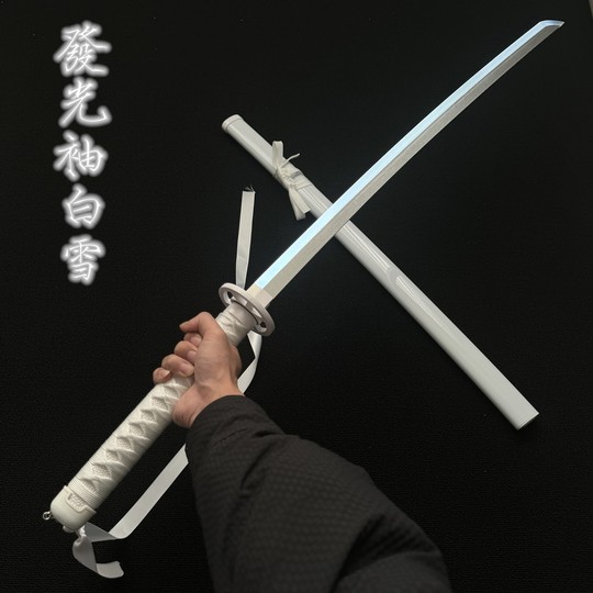 Led wiederaufladbare Shinigami Skylock Zangetsu leuchtende Version Ärmel weißer Schnee Hakenkreuzlösung Zanpakutō Holzschwert rotierendes Messer Blume schwarzer Streamer
