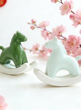 陶瓷小马摆件绿色玄关桌面装饰