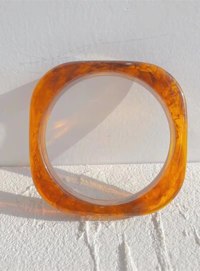 树脂四边形手镯个性百搭气质型