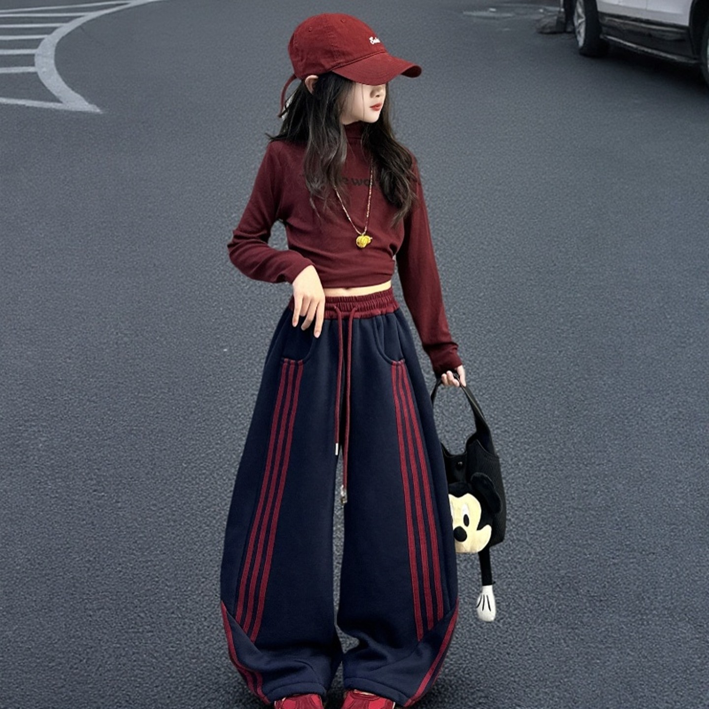 女童爵士街舞双面德绒T恤2025冬季新款一体绒加厚工装伞兵阔腿裤,淘宝优惠券,粉丝福利购,淘宝优惠卷