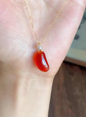 925银镀金天然红玛瑙随形相思豆