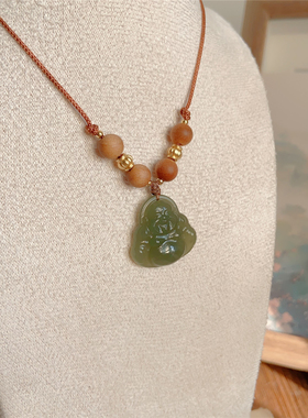 天然和田玉青黄口佛公吊坠薄款