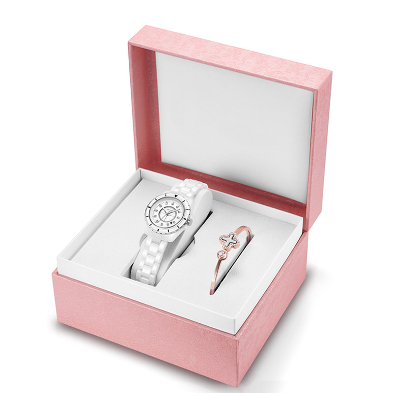 正品瑞士阿玛妮女士十大2021年女表 绿茵手表国产腕表