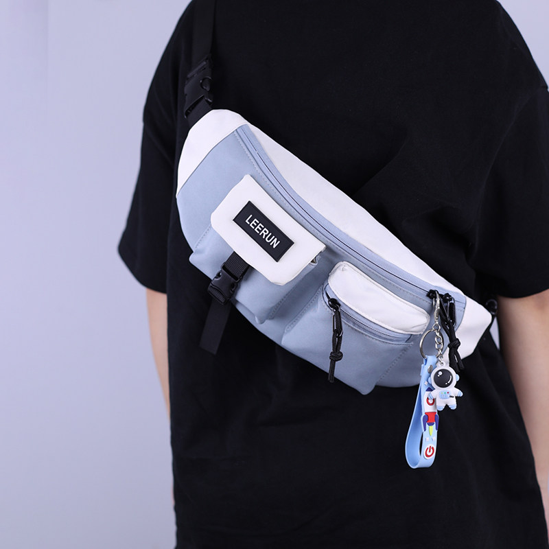 2022新款潮牌男夏季尼龙布潮斜挎包 单色空间男士包袋