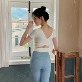 Одежда для йоги, комплект, элитный модный спортивный топ с чашечками для спортзала, изысканный стиль, коллекция 2023, популярно в интернете