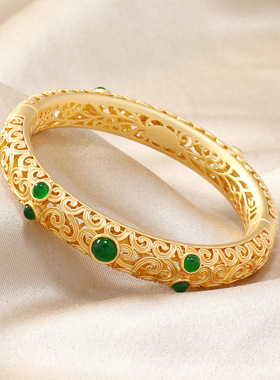 新款宫廷风古法镂空冰玉鎏金手镯简约时尚旗袍日常首饰品