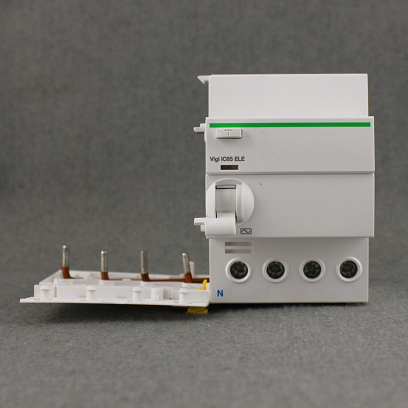 施耐德4P63A带漏电保护380V三相四线iC65N空开10~32~4P40A9断路器-图1