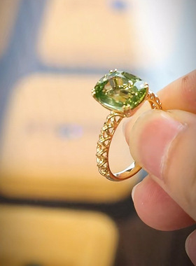 仙璨珠宝 2022新款925银仿真绿碧玺肥方金边女戒欧美时尚戒指ins