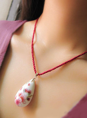 粉彩桃花运民族风陶瓷吊坠项链