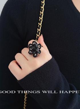 甜酷辣妹黑色串珠水晶花朵戒指手工编织度假风指环气质闺蜜礼物女