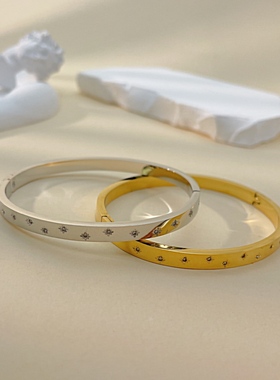 网红爆款时尚潮钛钢时尚手镯手环女士ins小众高级感精致不掉色子