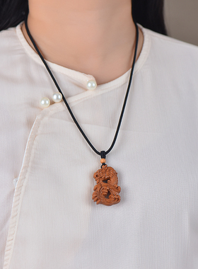 本命年护身符天然桃木龙吊坠