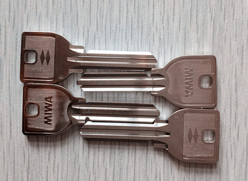 日本美和MIWA 01门锁配U9通用锁芯用钥匙模进口原厂不锈钢钥匙胚 - 图1