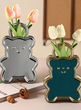 轻奢小熊提包花瓶摆件