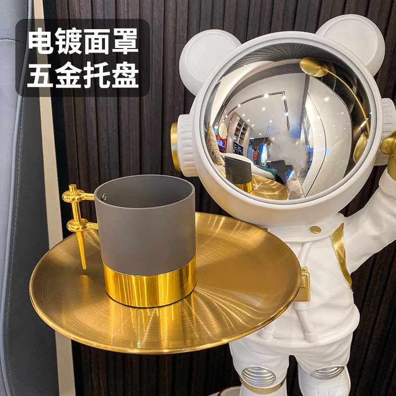 太空人摆件客厅电视柜落地宇航员高端轻奢网红暴力熊乔迁新居礼品