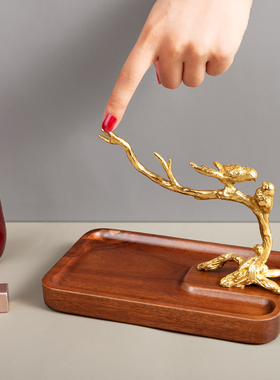 北欧简约胡桃木首饰架轻奢铜鹿钥匙收纳盒托盘玄关收纳盘创意摆件