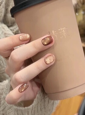 【榛果可可】爆闪棕色波点猫眼纯手工穿戴甲秋冬显白短款简约美甲