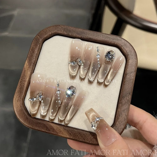 【星轨】手工穿戴甲香槟猫眼高级法式碎钻猫眼轻奢简约显白美甲贴 - 图2