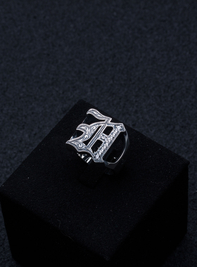 Antidote男女同款银字母戒指