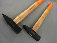 Кувалда 意大利beta百塔进口工具钳工锤木柄石工锤扁嘴锤榔头锤敲击工具