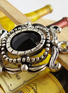 饰品古典项链礼物生日吊坠