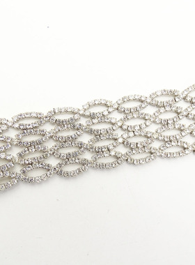 水钻镶嵌日韩风格银色颈链