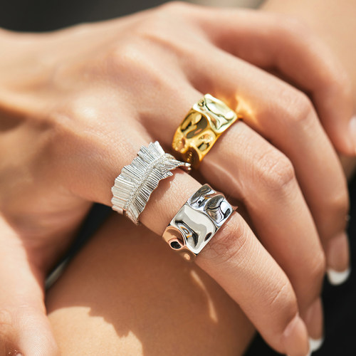 MODIAN摩典S925纯银韩版不规则锡箔褶皱戒指女个性宽面开口戒指 - 图0