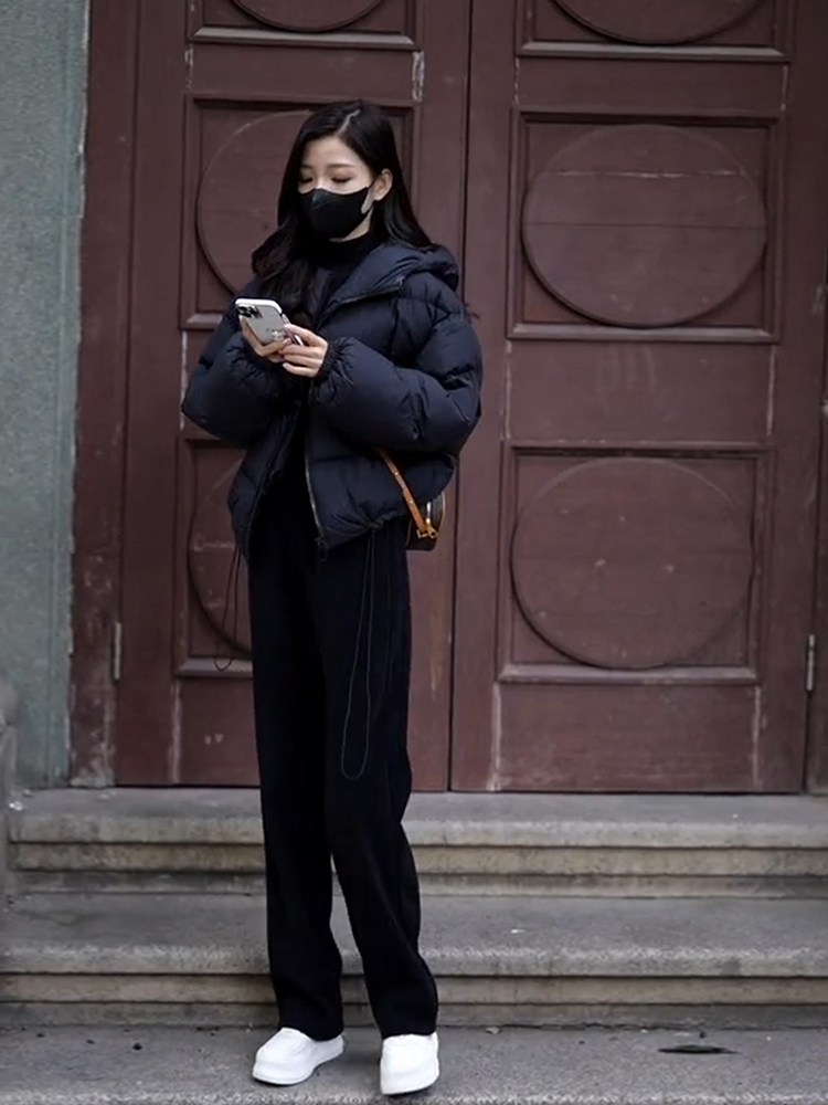 连帽短款羽绒服女款加厚2023年冬季新款小个子面包服韩系宽松外套