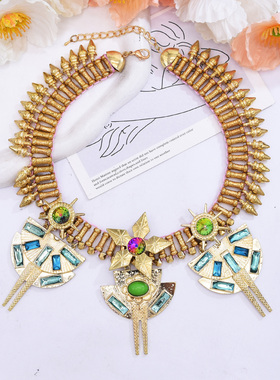 异域风彩色宝石项圈金色铆钉颈链