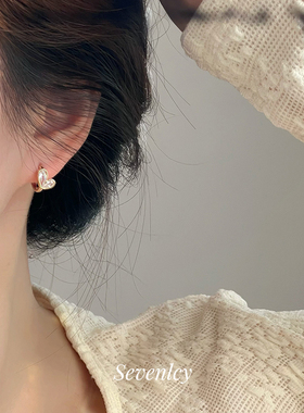 七与 新品【心动萌芽】闪闪少女心~精致轻奢爱心耳扣耳环女百搭