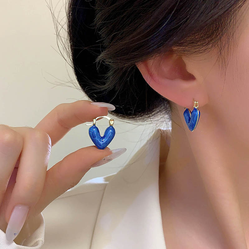 克莱因蓝耳钉女2024年新款爆款设计感耳环网红高级感小众气质耳饰 - 图1