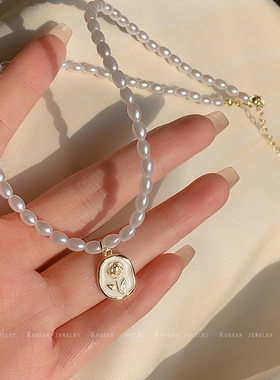 温柔天花板~玫瑰花珍珠项链女