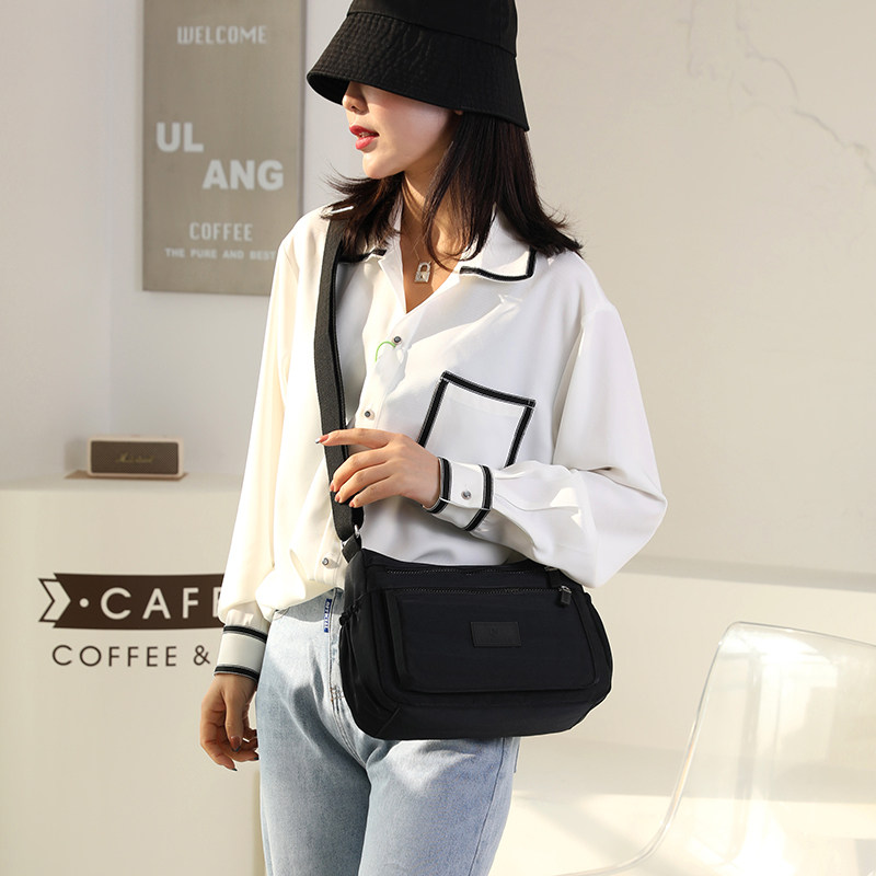 帆布妈妈包女2023新款百搭斜挎包 雅来帝诺女士包袋